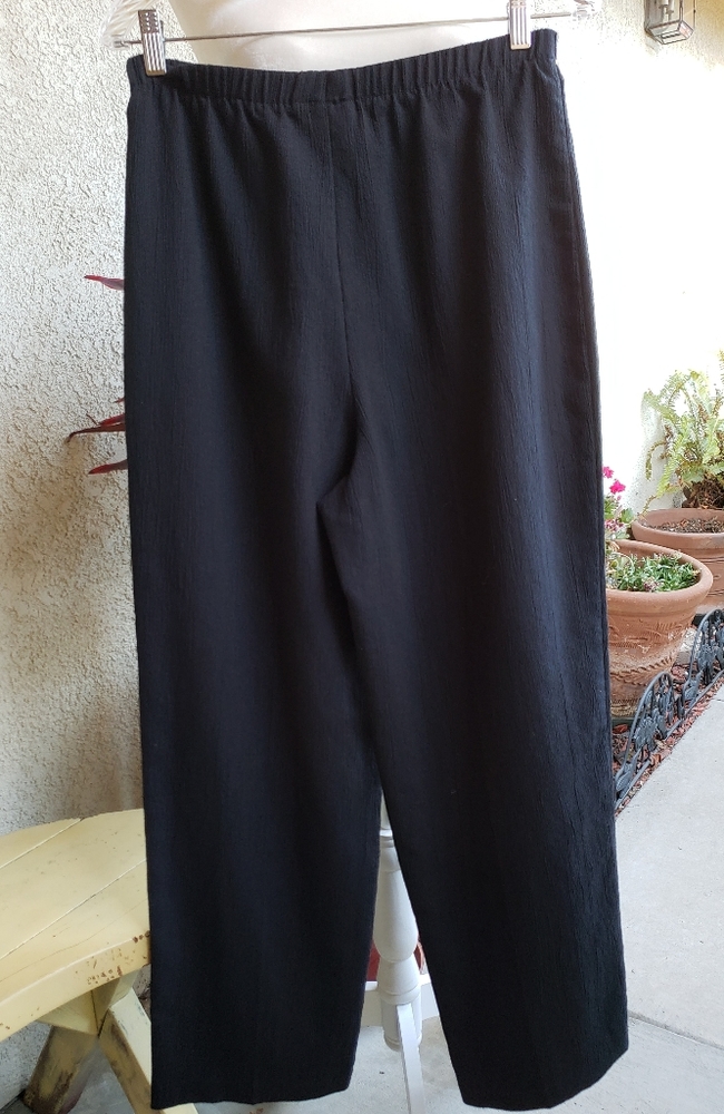 Pants - Picture 4 of 7